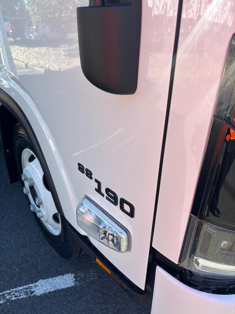 2025 Isuzu N Series NQR 88/80-190 AM D34 image 9