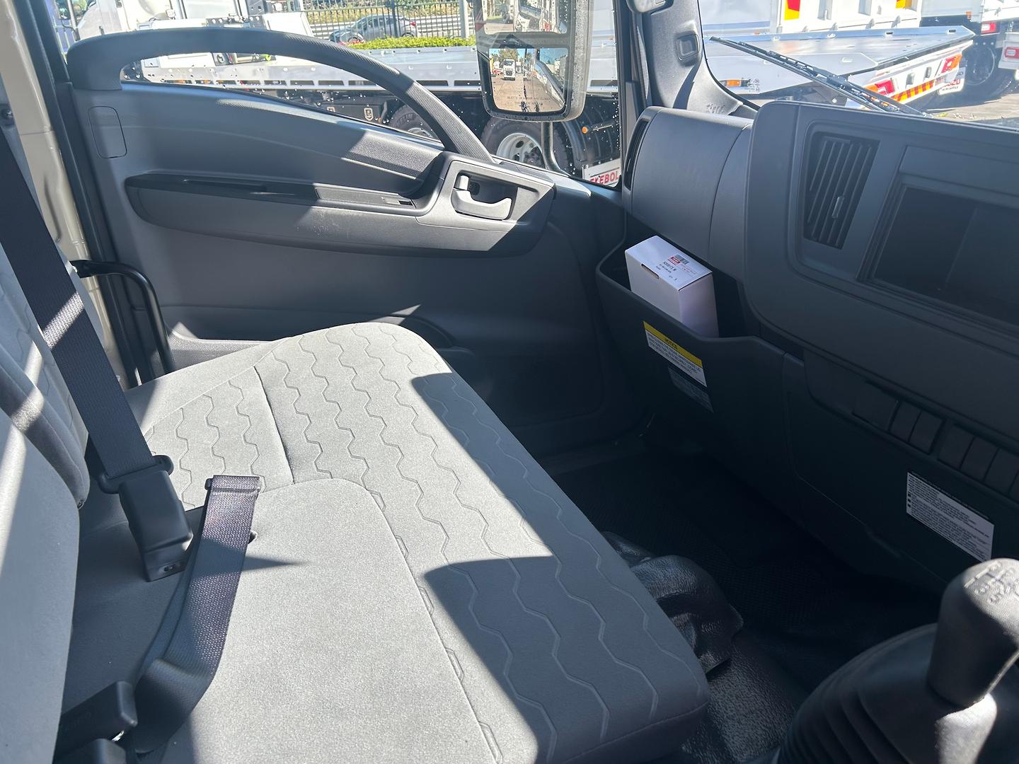 2026 Isuzu N Series NPS 75-175 MT C34 image 8