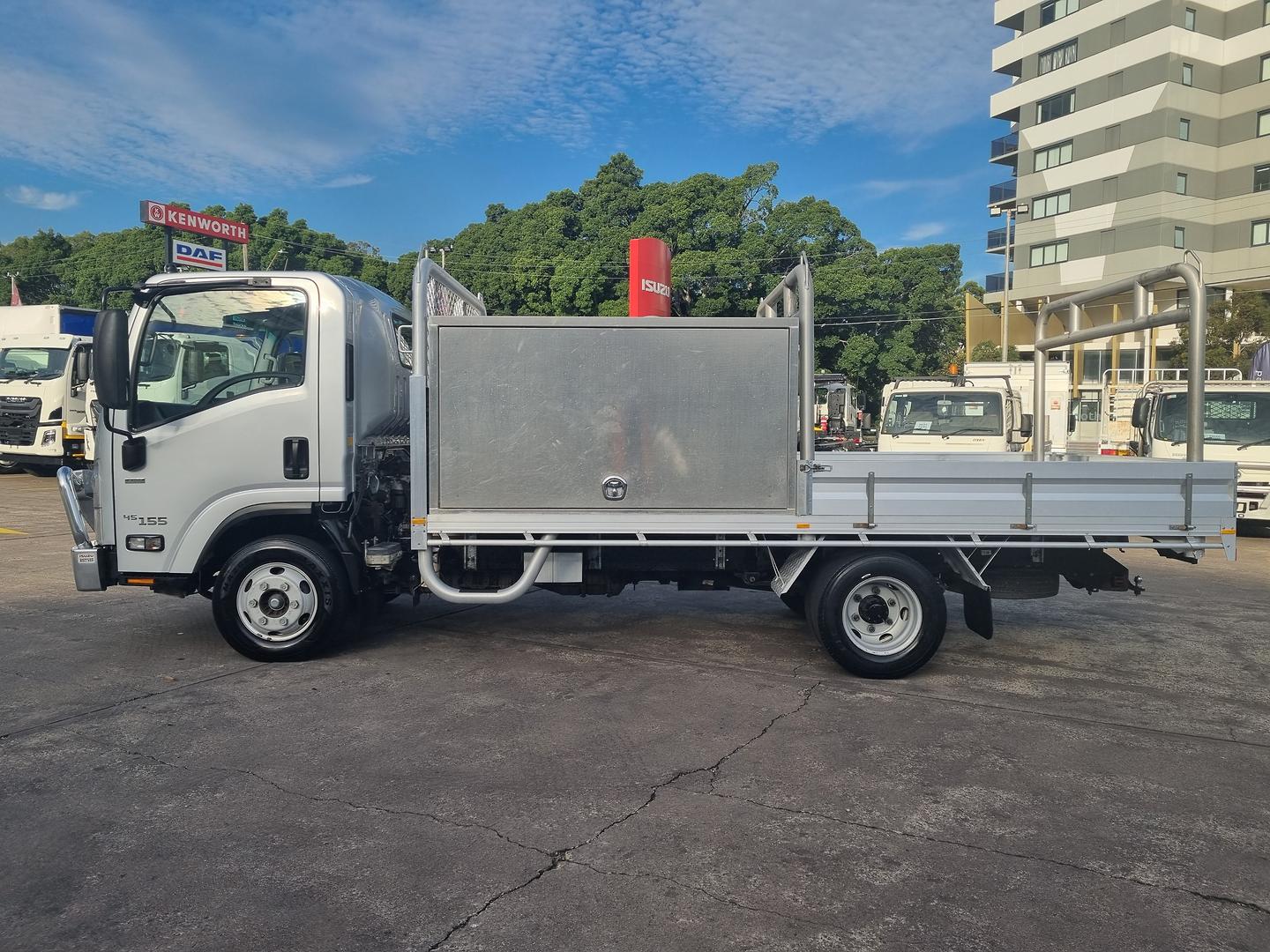 2018 Isuzu N Series NPR 45/55-155 Tradepack image 4
