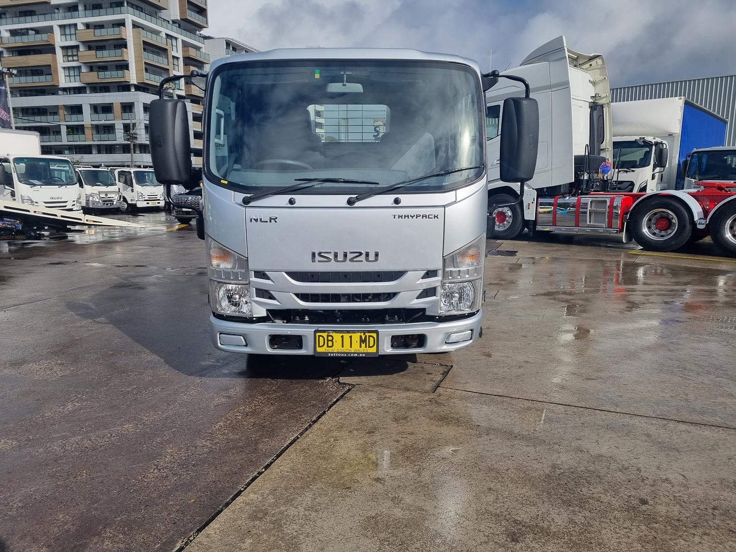 2021 Isuzu N Series NLR 45-150 Traypack image 3