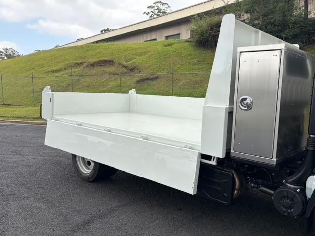 2025 Isuzu NQR 88/80-190 AM D38 Tipper Tipper image 7
