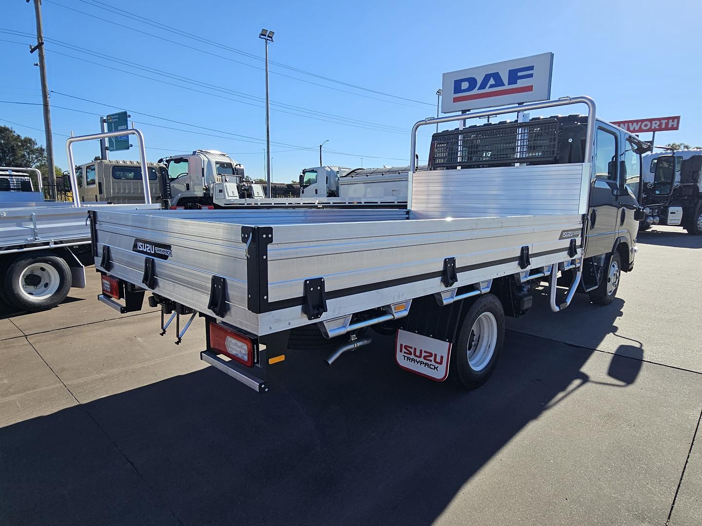 2026 Isuzu N Series NNR 45-150 DT C34 Traypack Ebony Black Traypack image 14