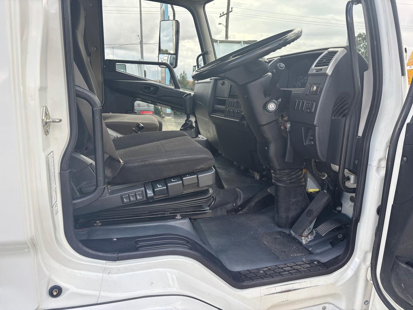 2021 Fuso Fighter 1124 Steel Tray image 3