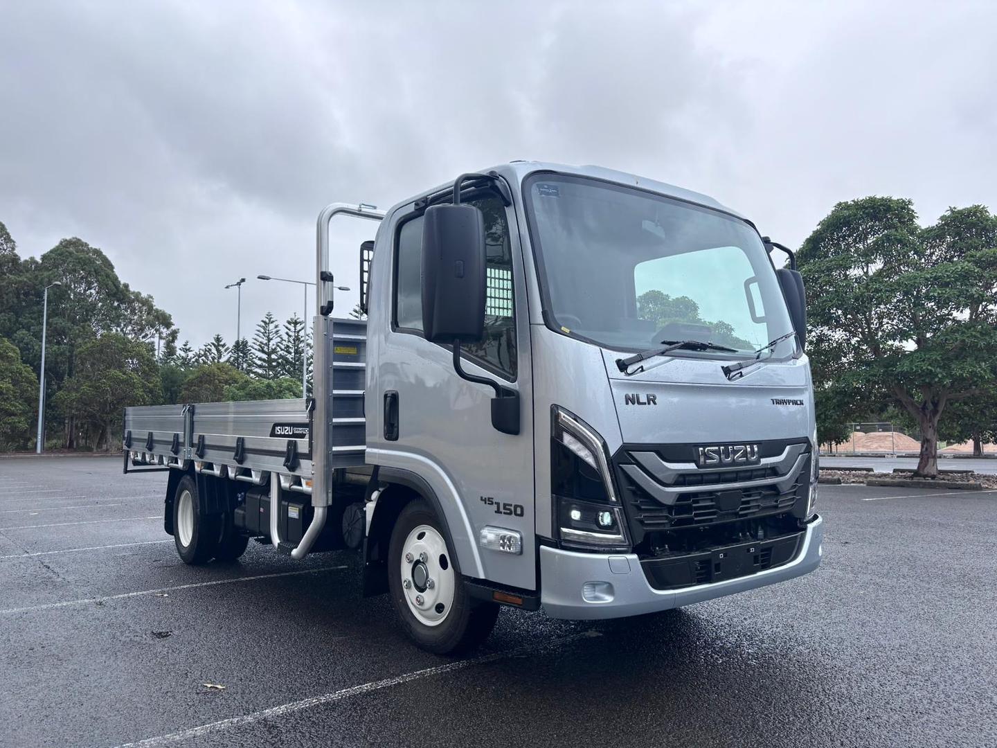 2025 Isuzu N Series NLR 45-150 DT D34 Traypack image 4