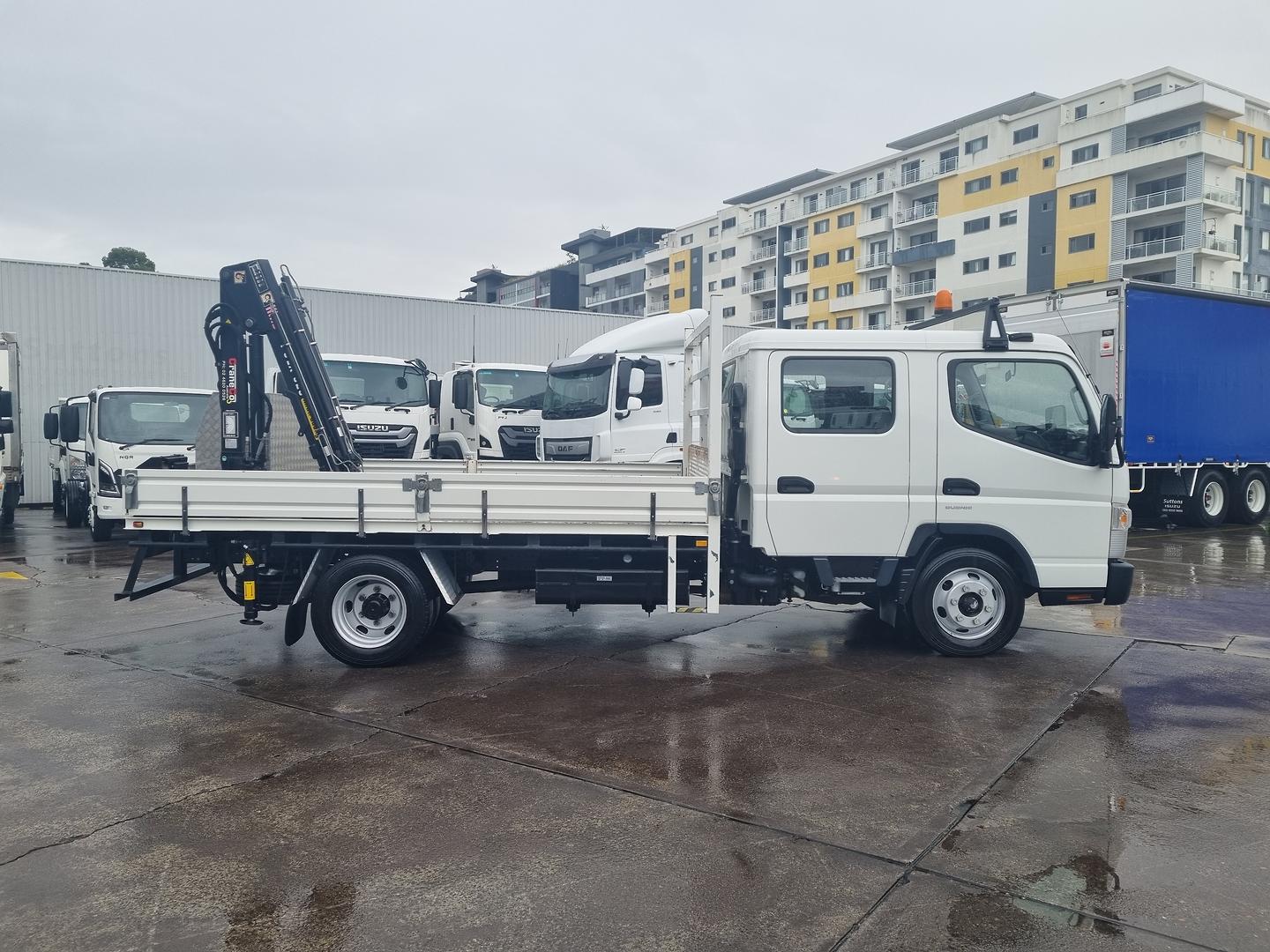 2019 Fuso Canter 815 Rear body mounted crane image 14