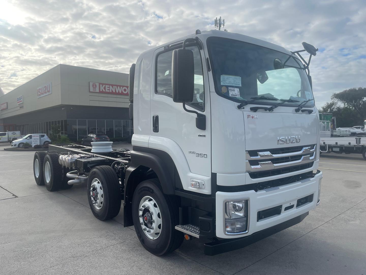 2024 Isuzu F Series FYH300-350