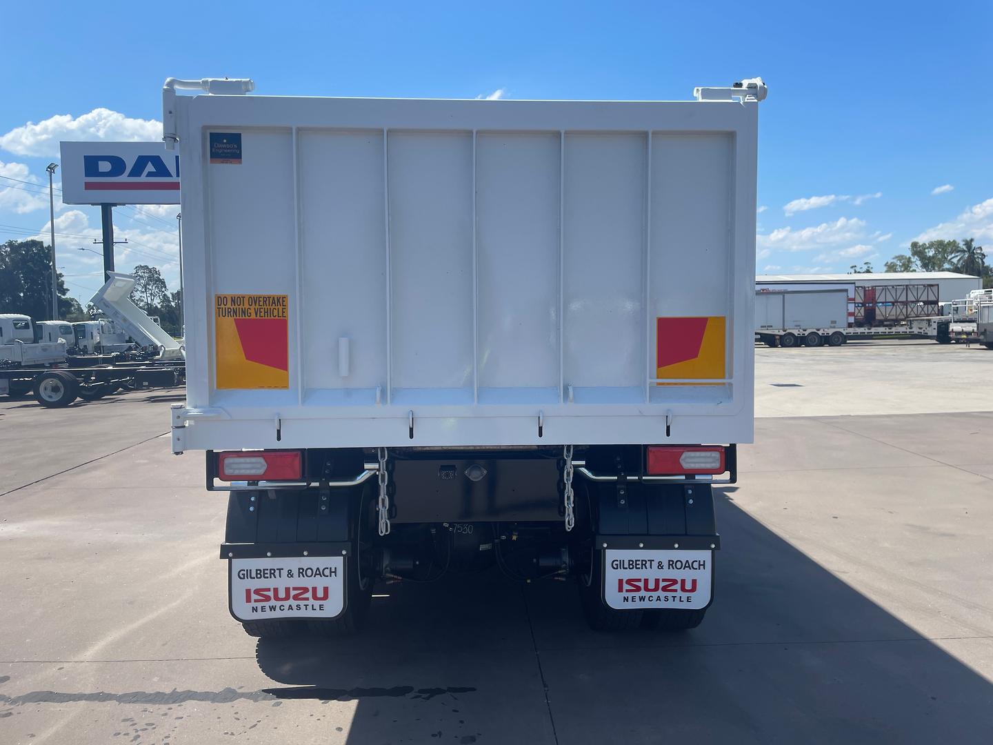 2025 Isuzu FXZ 260-355 AT R45 Custom Tipper Tipper image 6