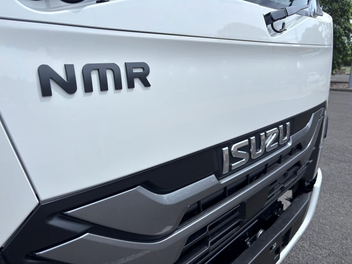 2025 Isuzu N Series NMR 65/45-150 DT D34 image 9