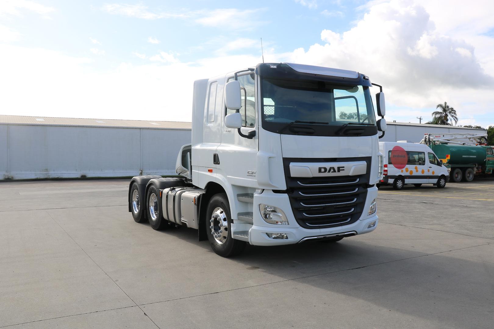 2024 DAF FTT CF530 Sleeper Cab image 6