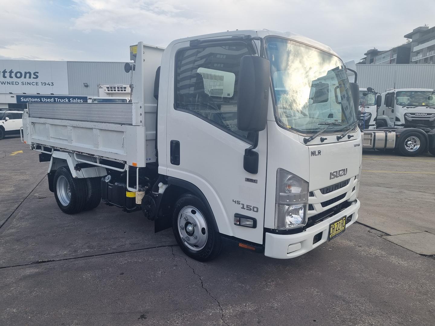 2016 Isuzu N Series NLR 45-150