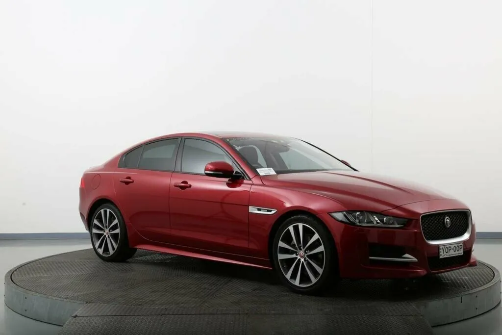 2015 Jaguar XE Prestige