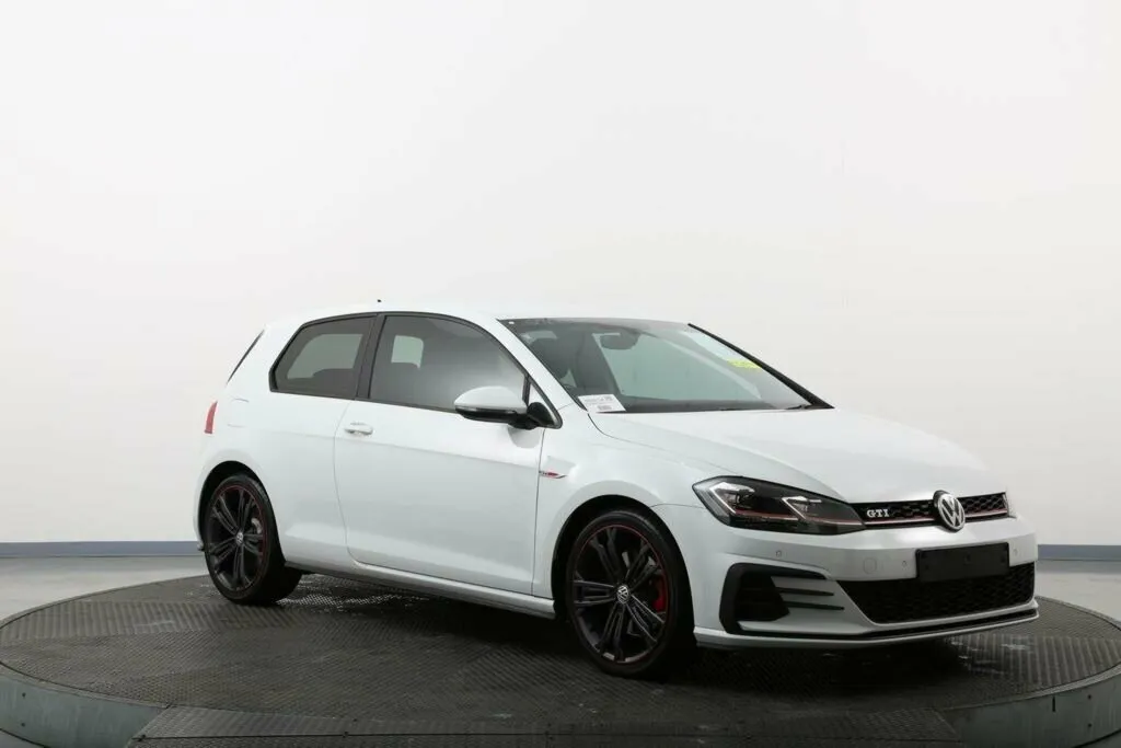 2018 Volkswagen Golf GTI Original