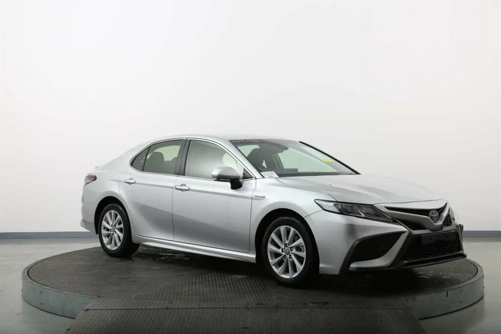 2021 Toyota Camry Ascent Sport Hybrid