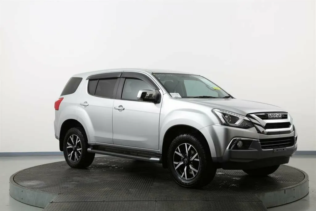 2020 Isuzu MU-X LS-U (4x4)