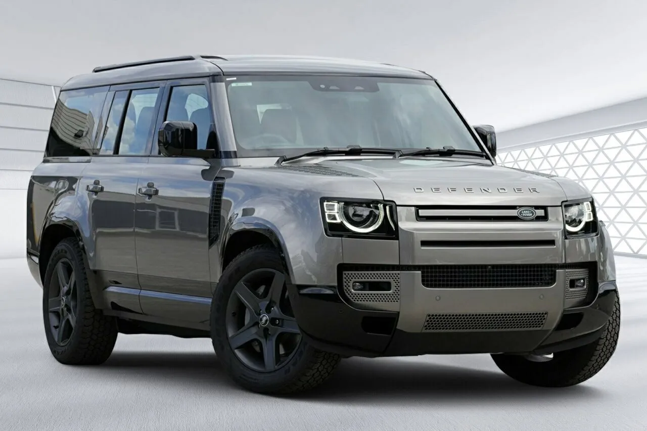 2025 Land Rover Defender 130 D350 AWD X-Dynamic SE