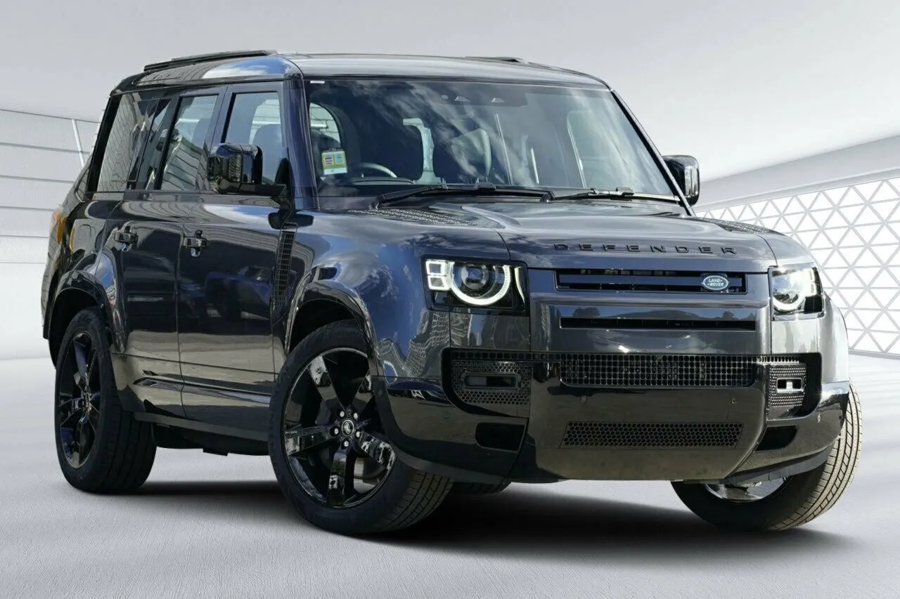 2025 Land Rover Defender 110 P400 AWD X-Dynamic SE