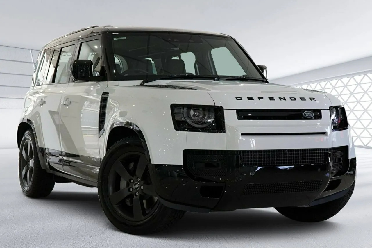 2025 Land Rover Defender 110 D350 AWD X-Dynamic SE