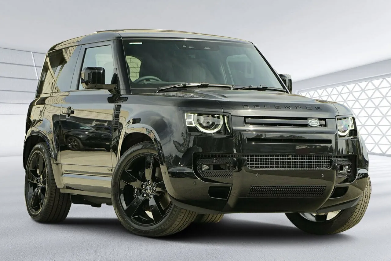 2025 Land Rover Defender 90 P525 AWD V8