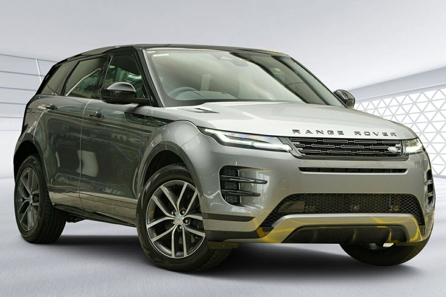 2025 Land Rover Range Rover Evoque P250 Dynamic SE
