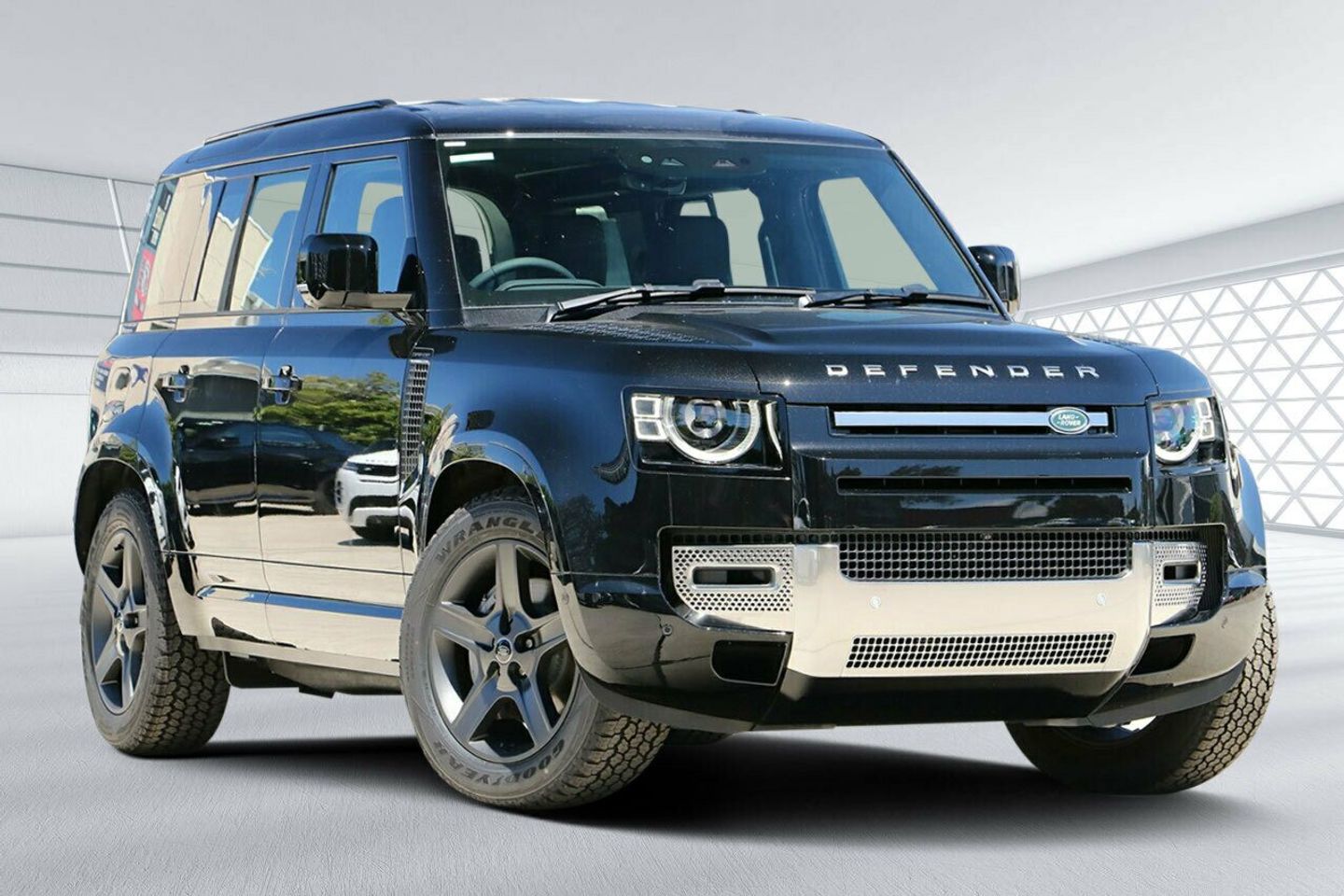 2025 Land Rover Defender S