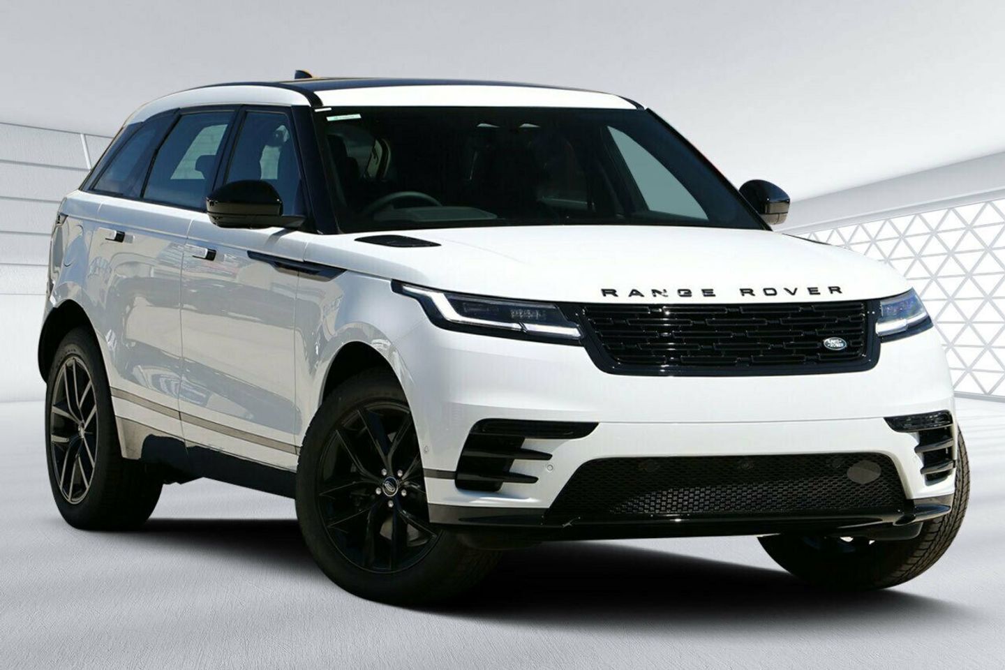 2025 Land Rover Range Rover Velar Standard Dynamic SE