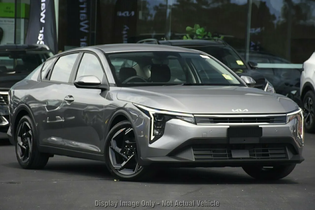 2025 Kia K4 Sport