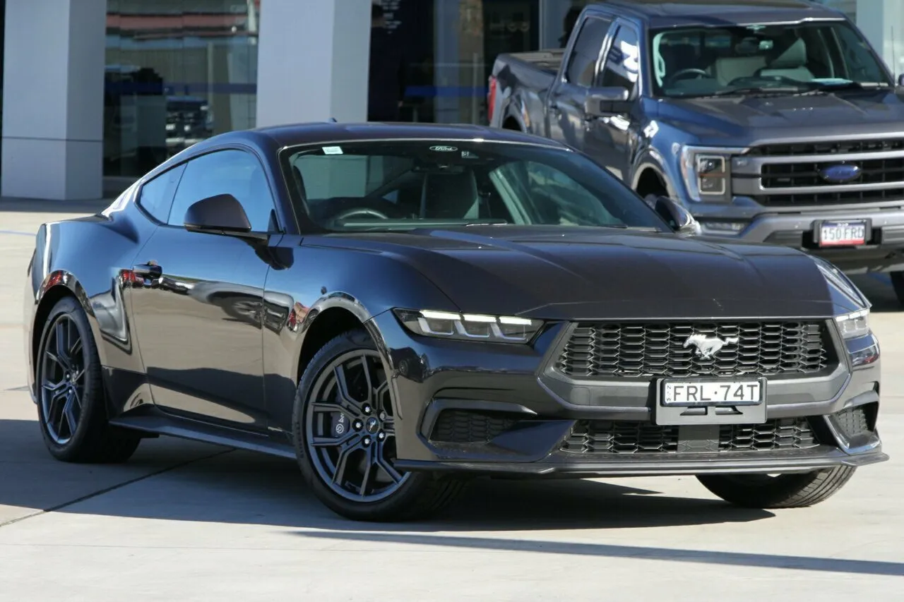 2024 Ford Mustang Ecoboost Fastback SelectShift