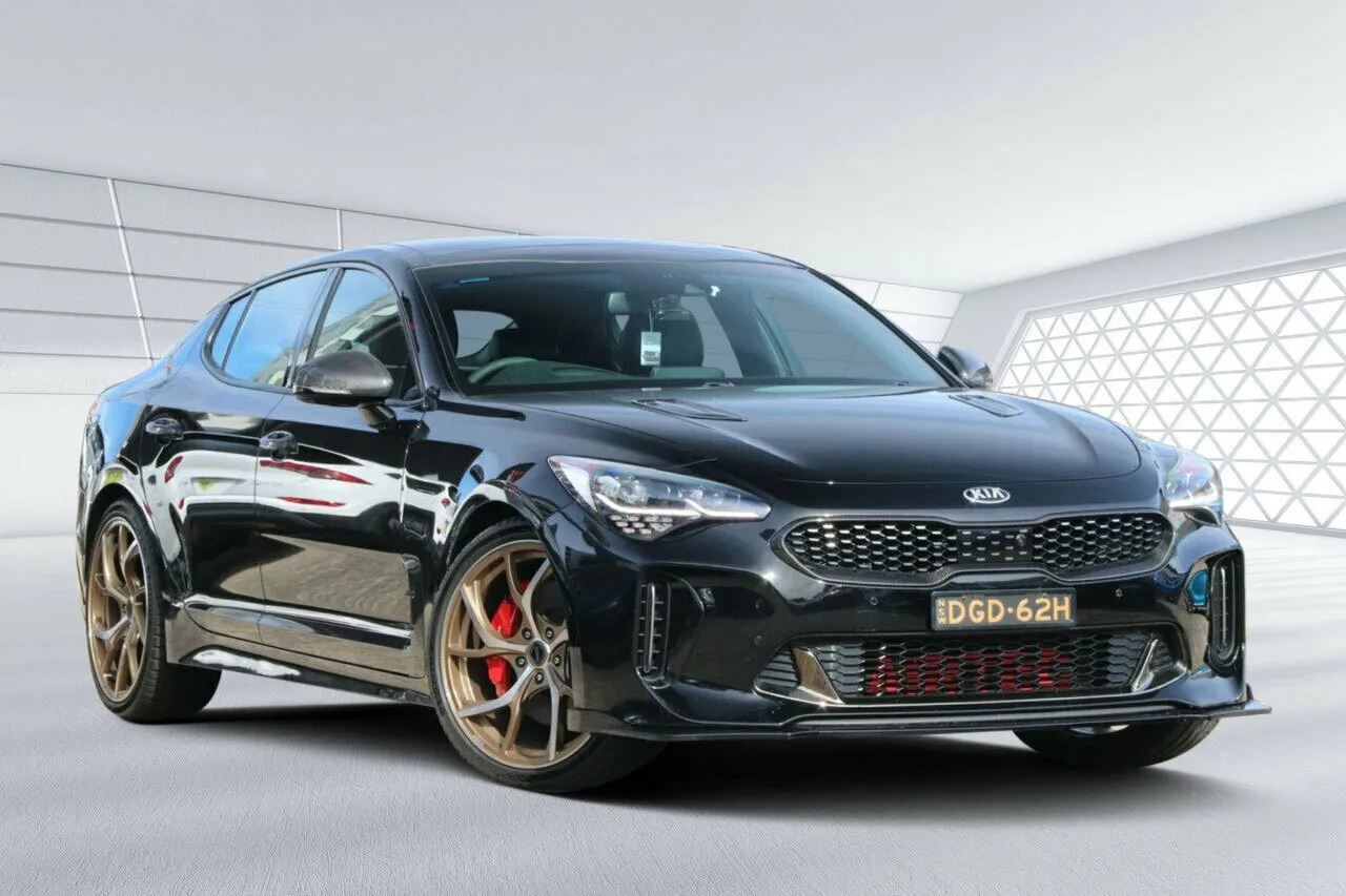 2019 Kia Stinger GT Fastback Carbon Edition