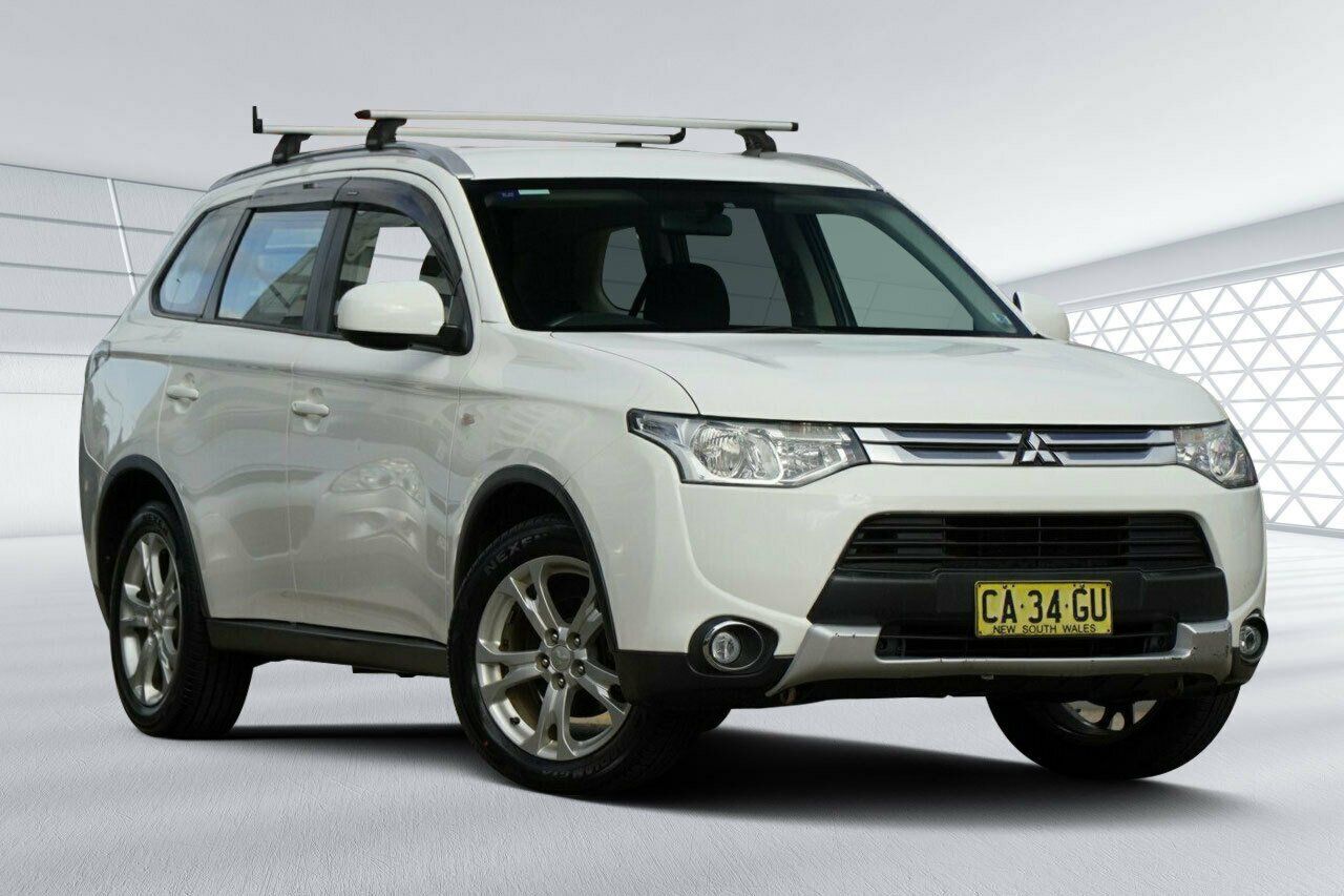 2014 Mitsubishi Outlander ES 4WD