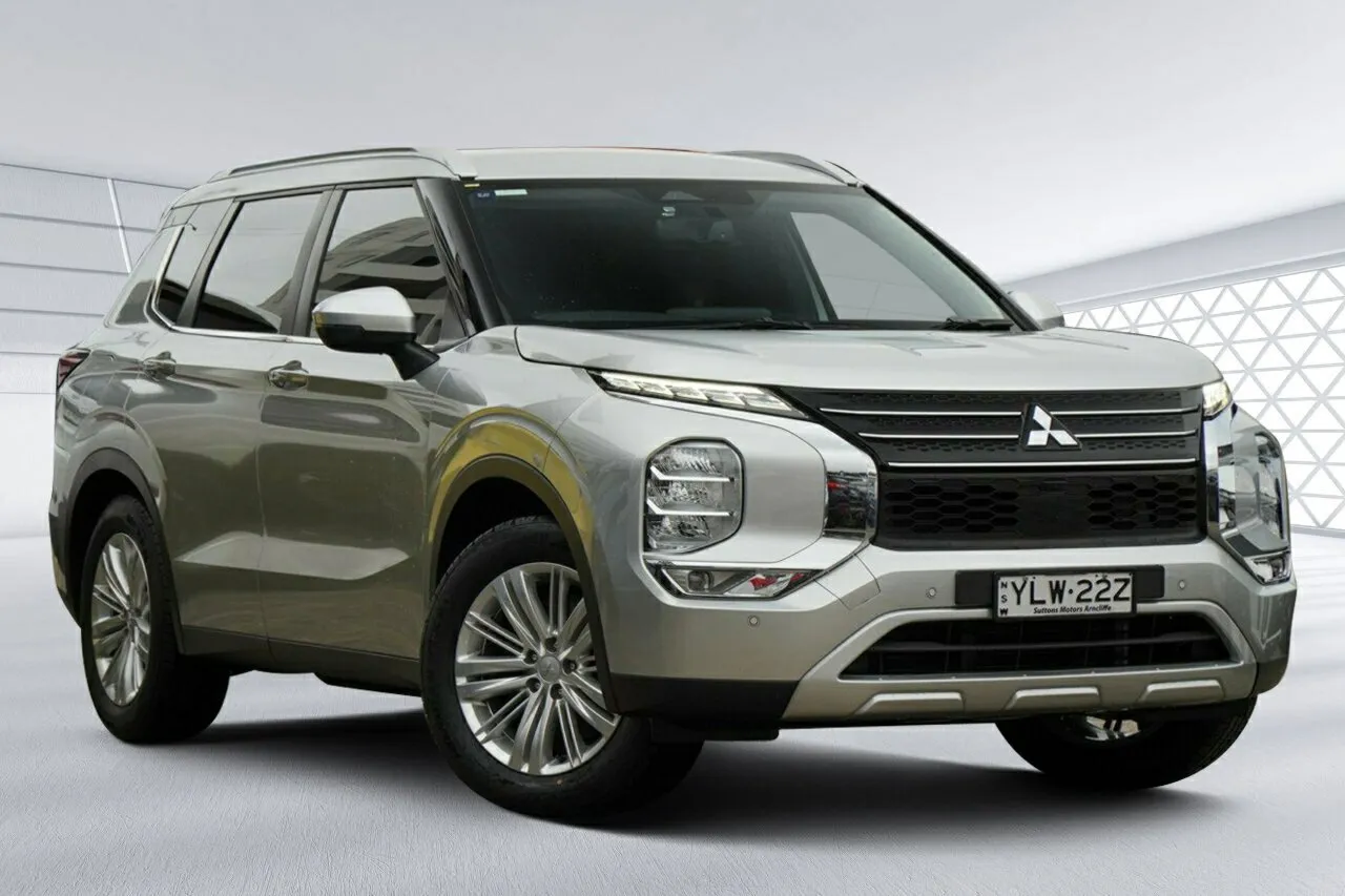 2021 Mitsubishi Outlander LS 2WD