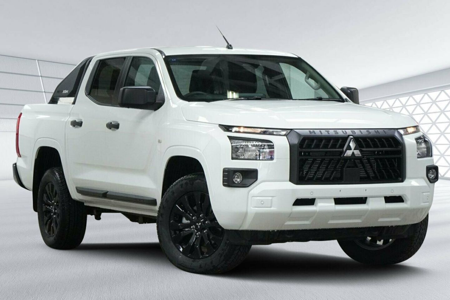 2024 Mitsubishi Triton GLX-R Pick-up Double Cab 4x4