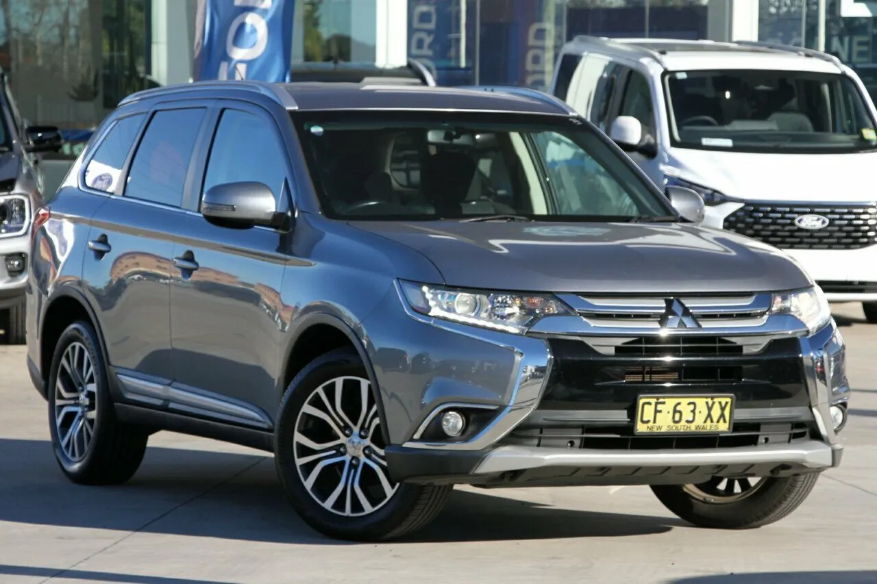 2015 Mitsubishi Outlander LS 2WD