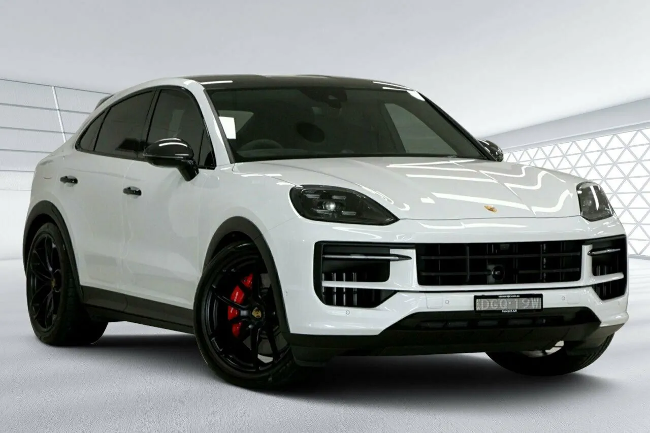 2024 Porsche Cayenne S Coupe Tiptronic