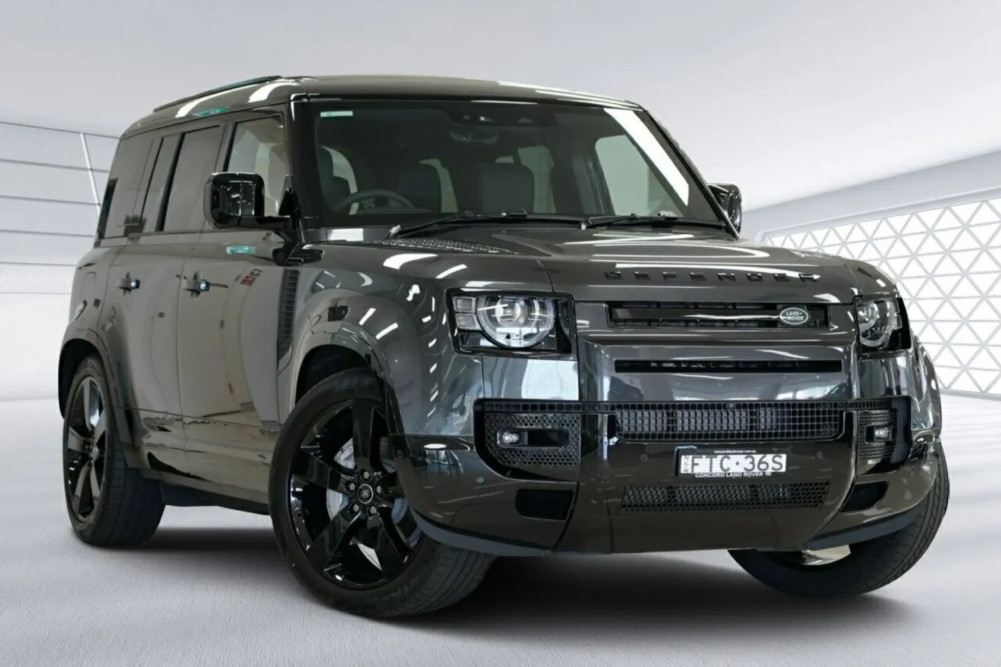 2025 Land Rover Defender 110 D350 AWD X-Dynamic HSE