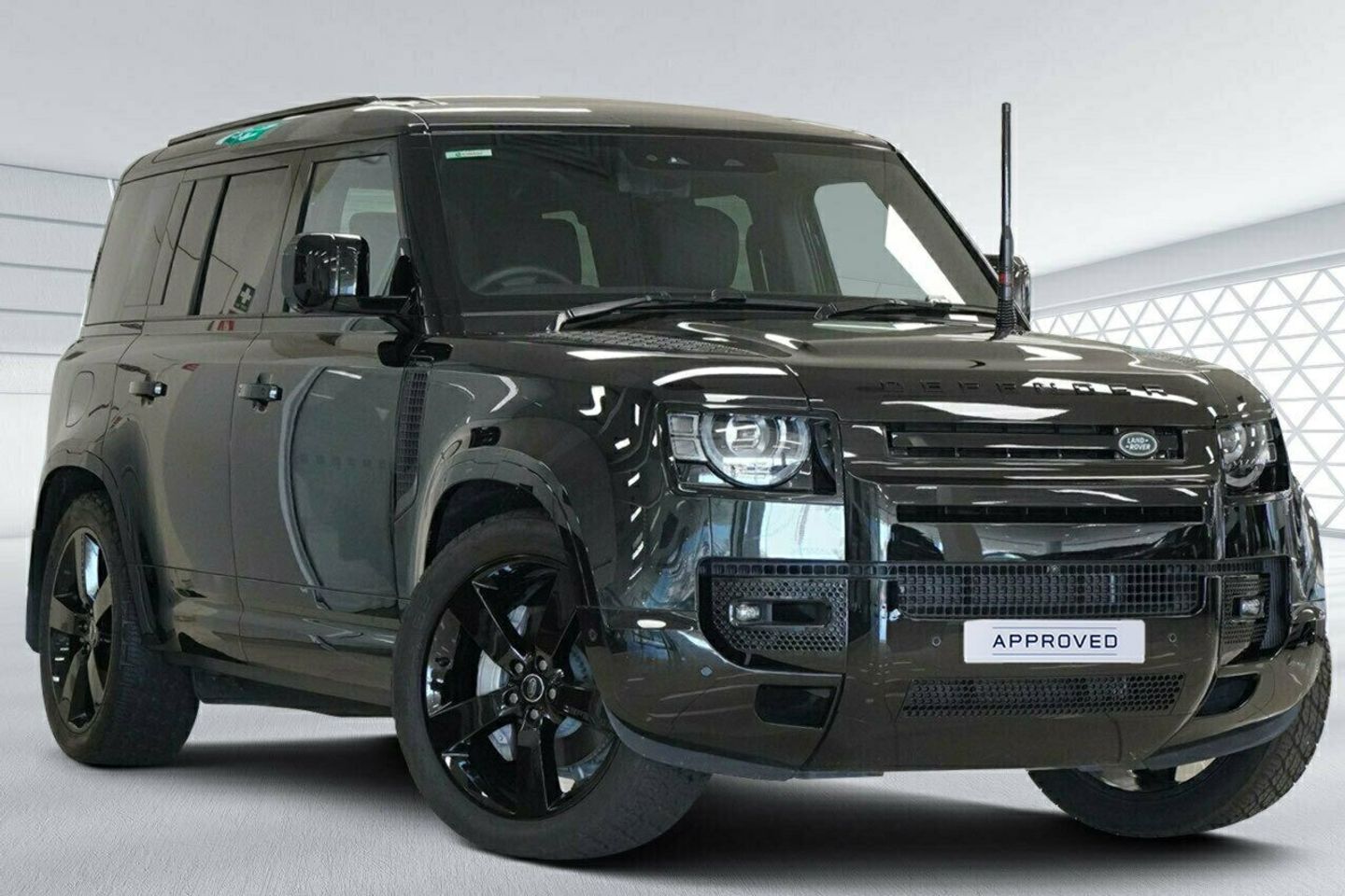 2025 Land Rover Defender 110 D350 AWD X-Dynamic HSE