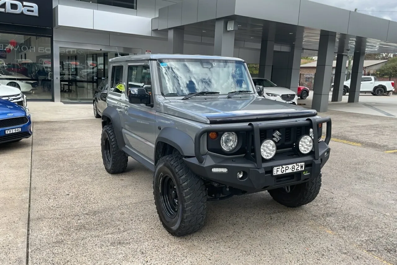 2023 Suzuki Jimny GLX