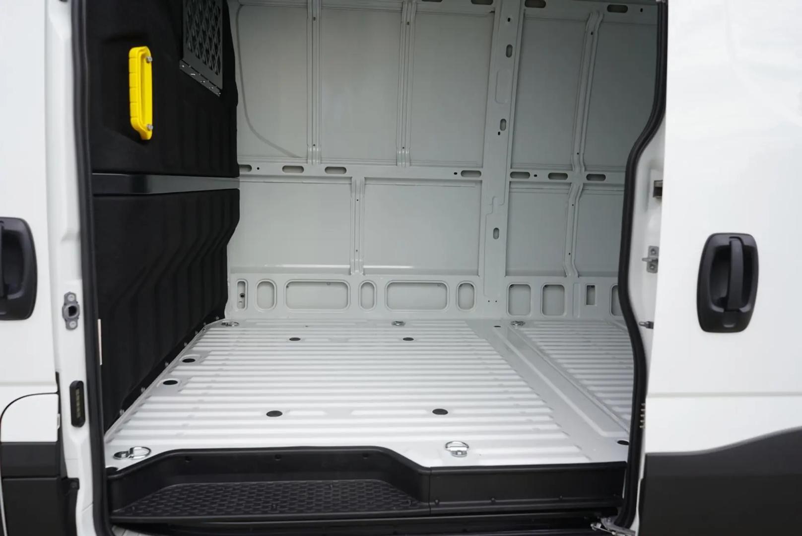 2024 Iveco Daily 50C18V Van 18m3 image 7