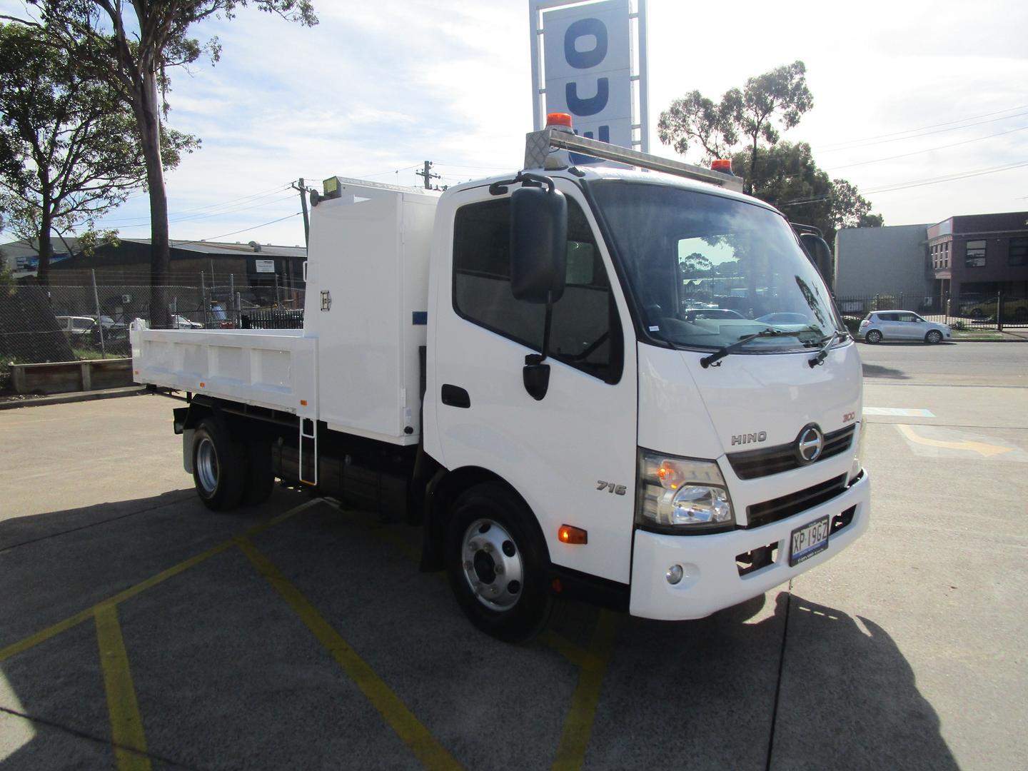 2016 Hino 300 Series 716