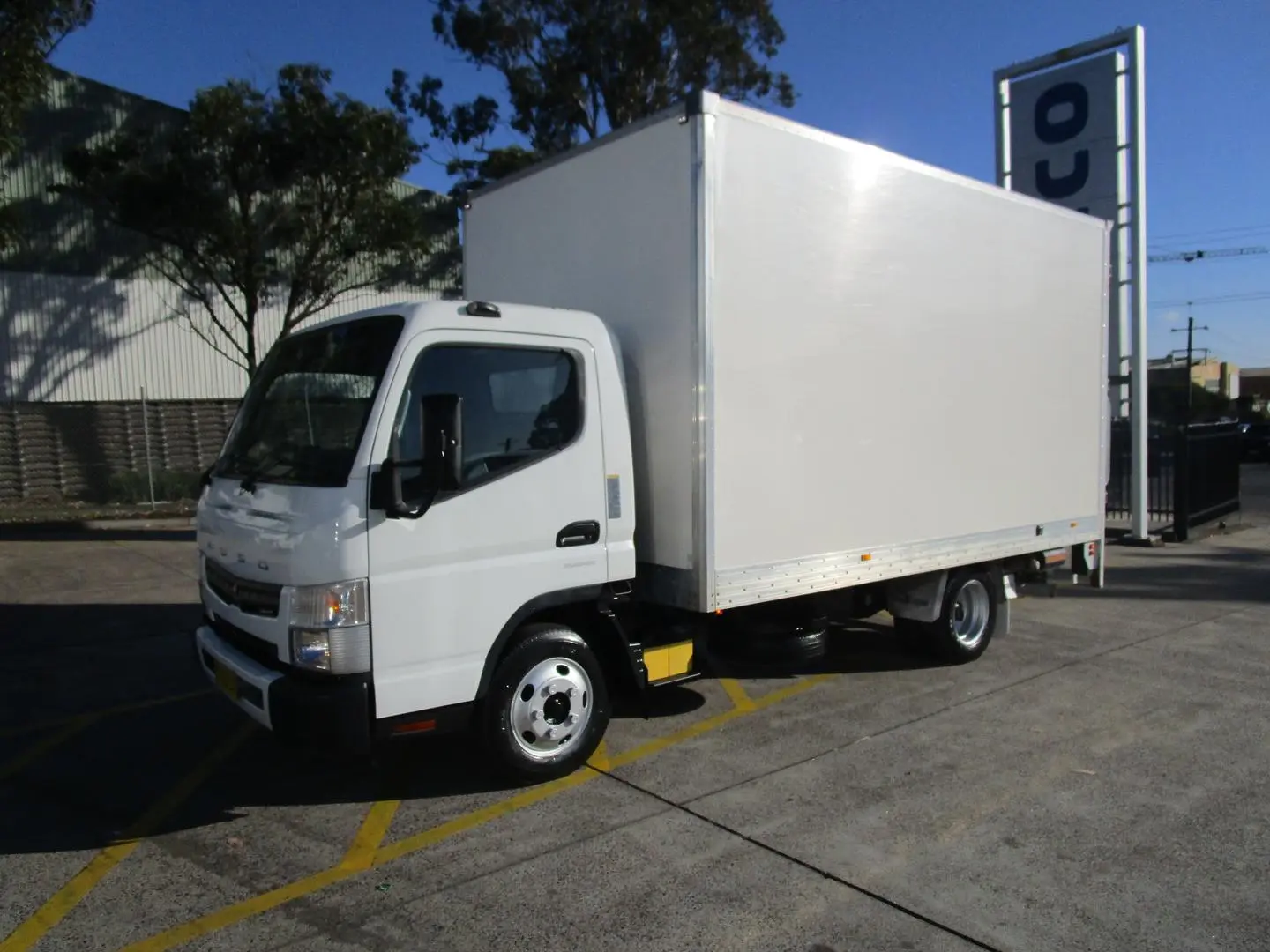 2020 Fuso CANTER 515 515