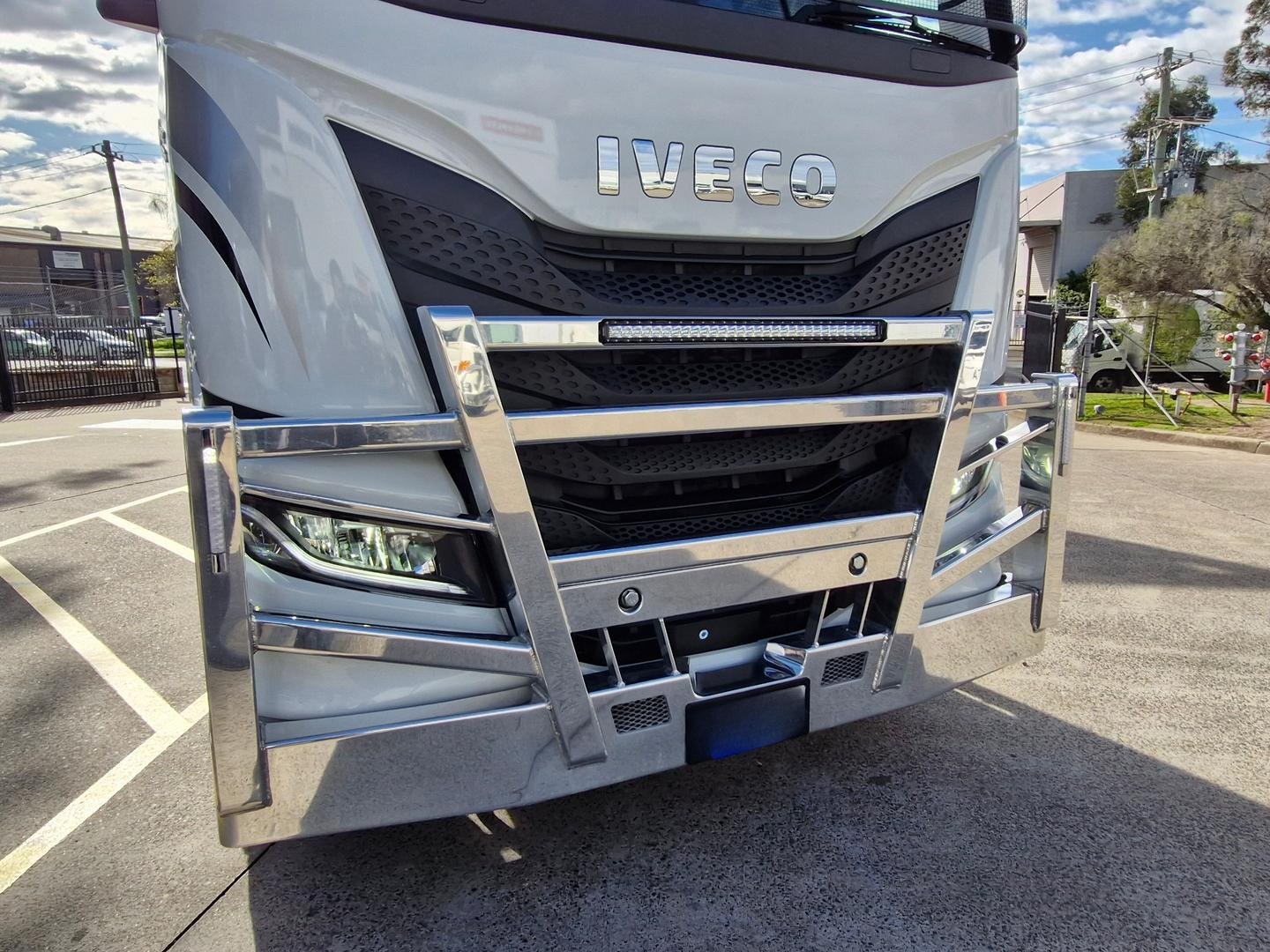 2024 Iveco S-Way AS700 image 6