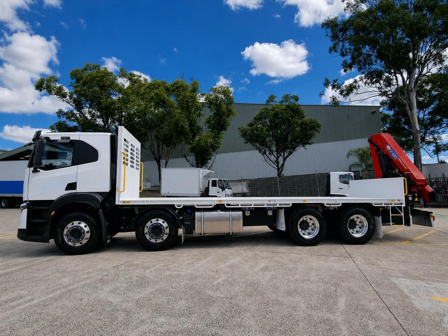 2026 Iveco S-Way AT270 image 6
