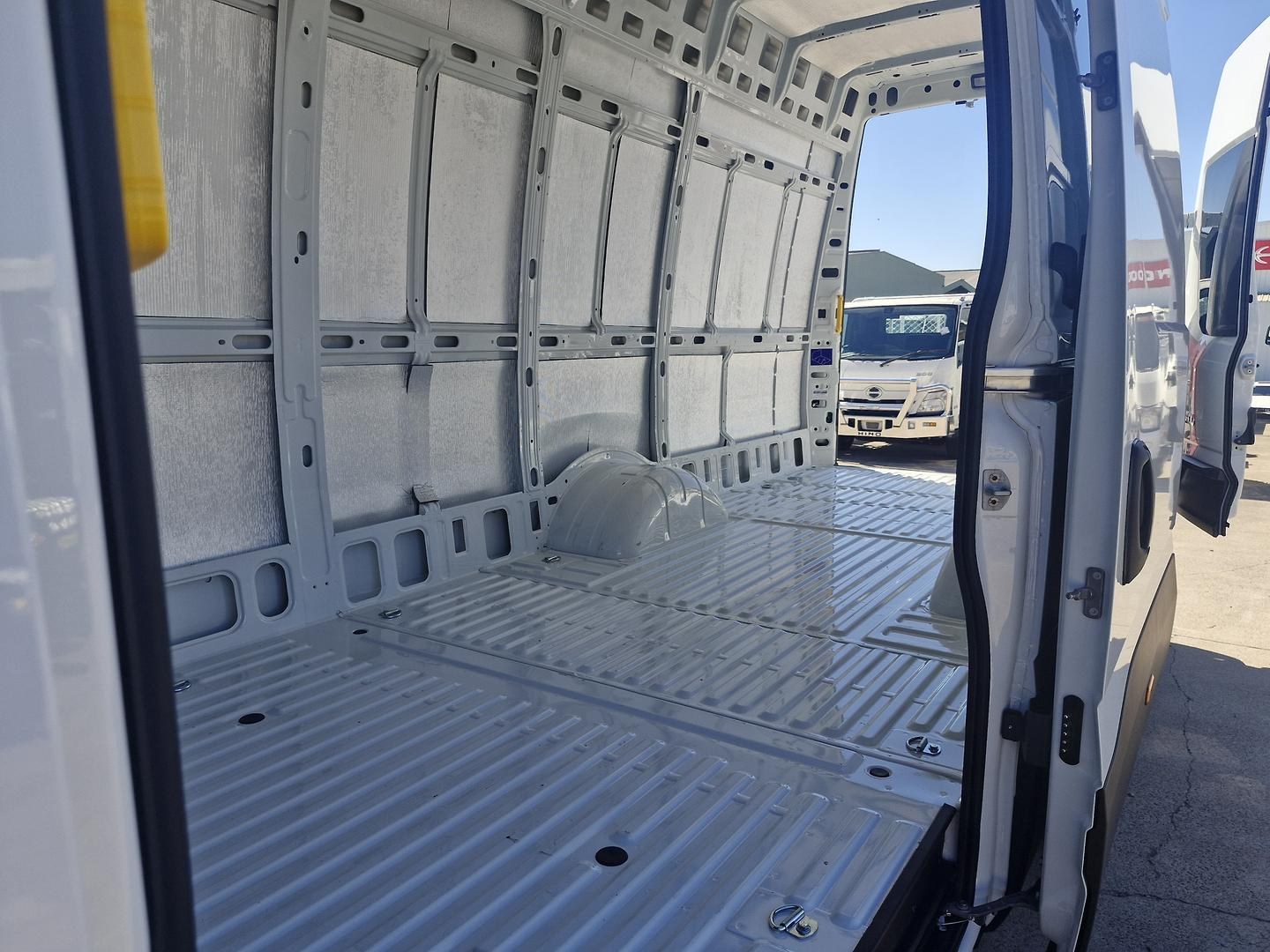 2024 Iveco Daily 50C18V image 14