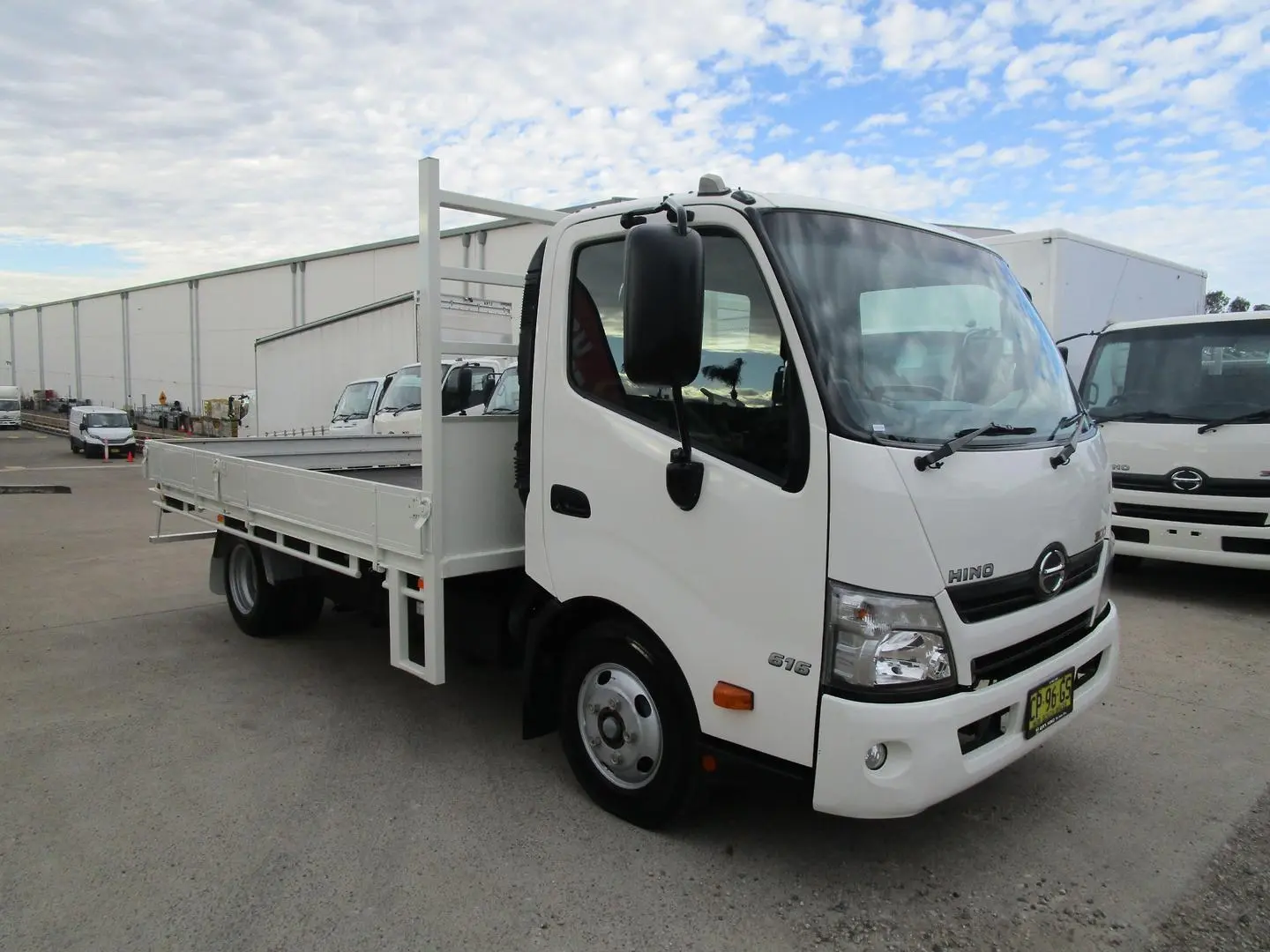 2018 Hino 300 Series