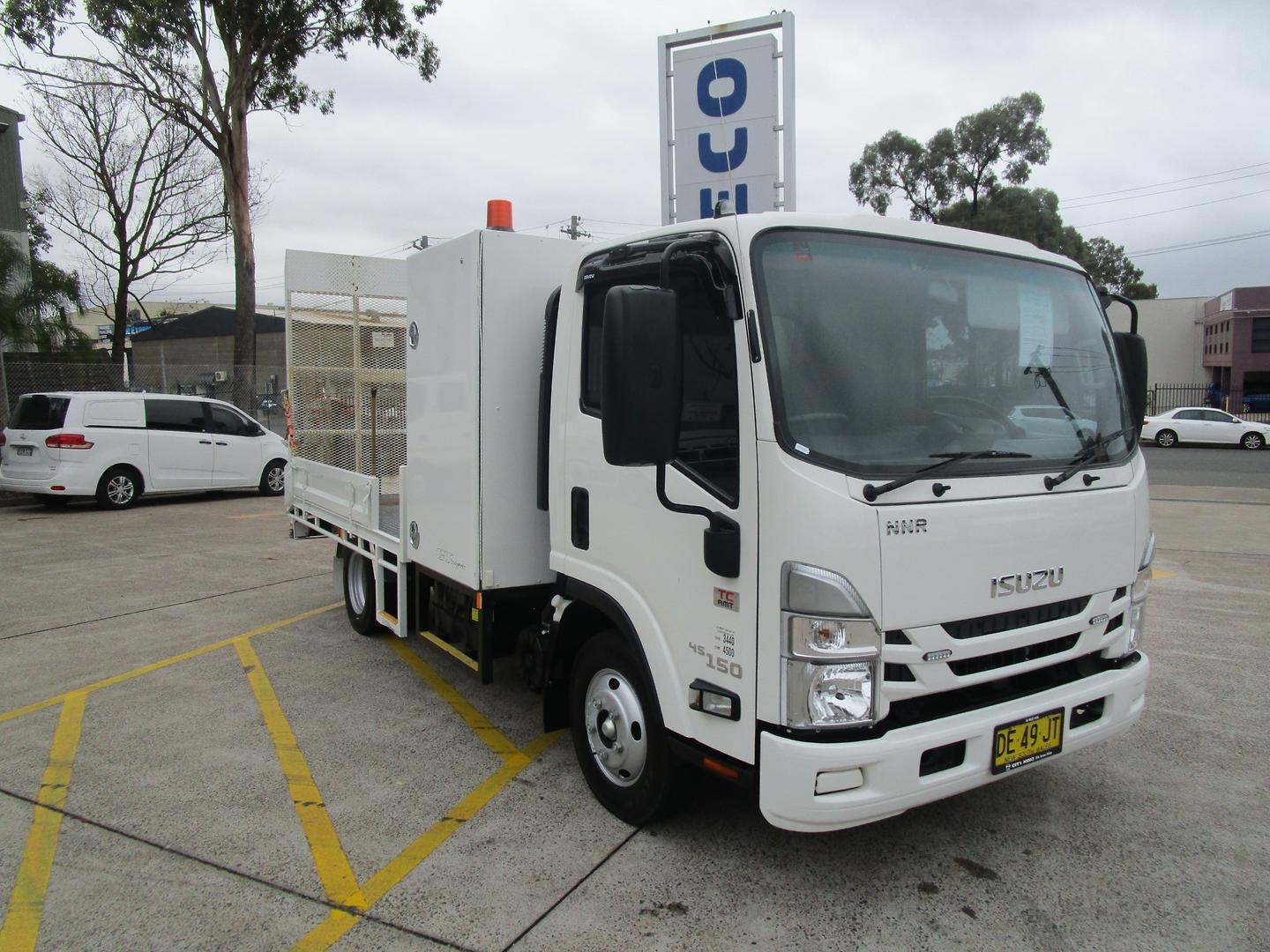 2022 Isuzu N Series NNR 45-150