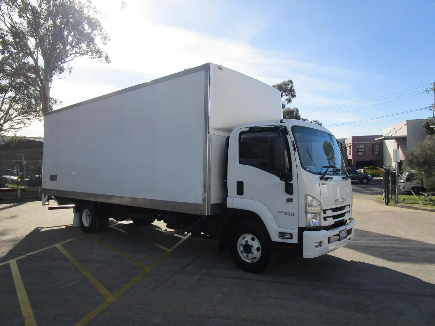 2021 Isuzu F Series FRR110-240 