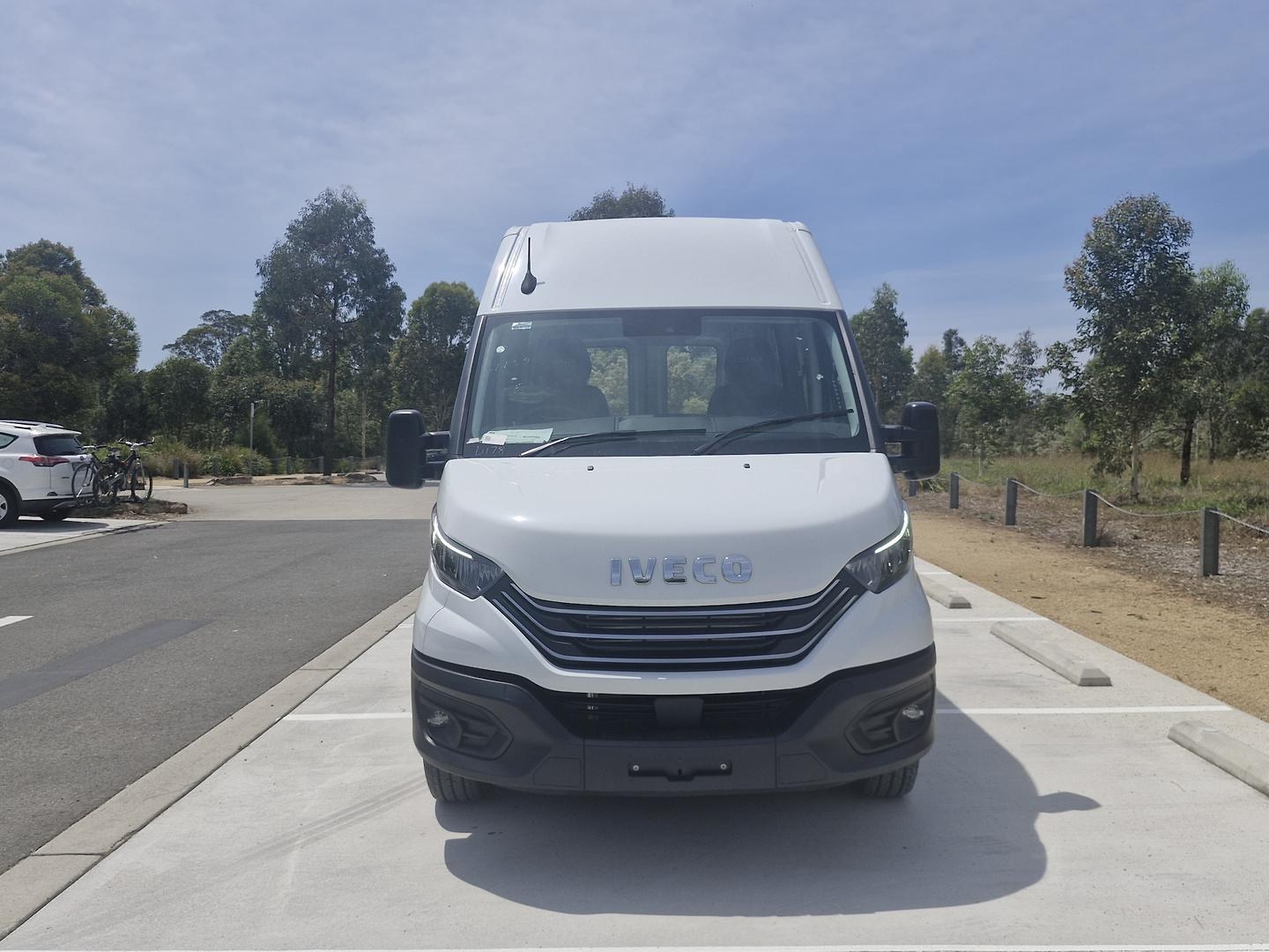 2025 Iveco Daily 35S18V image 2