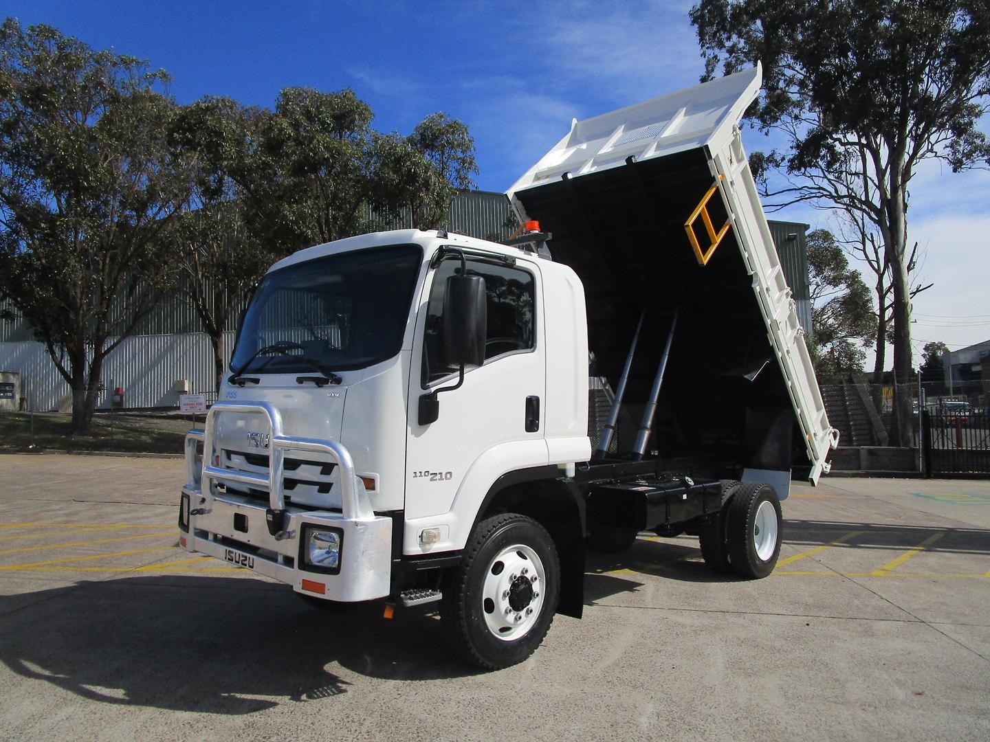 IVECO Sydney | 2016 Isuzu F Series FSS110-210