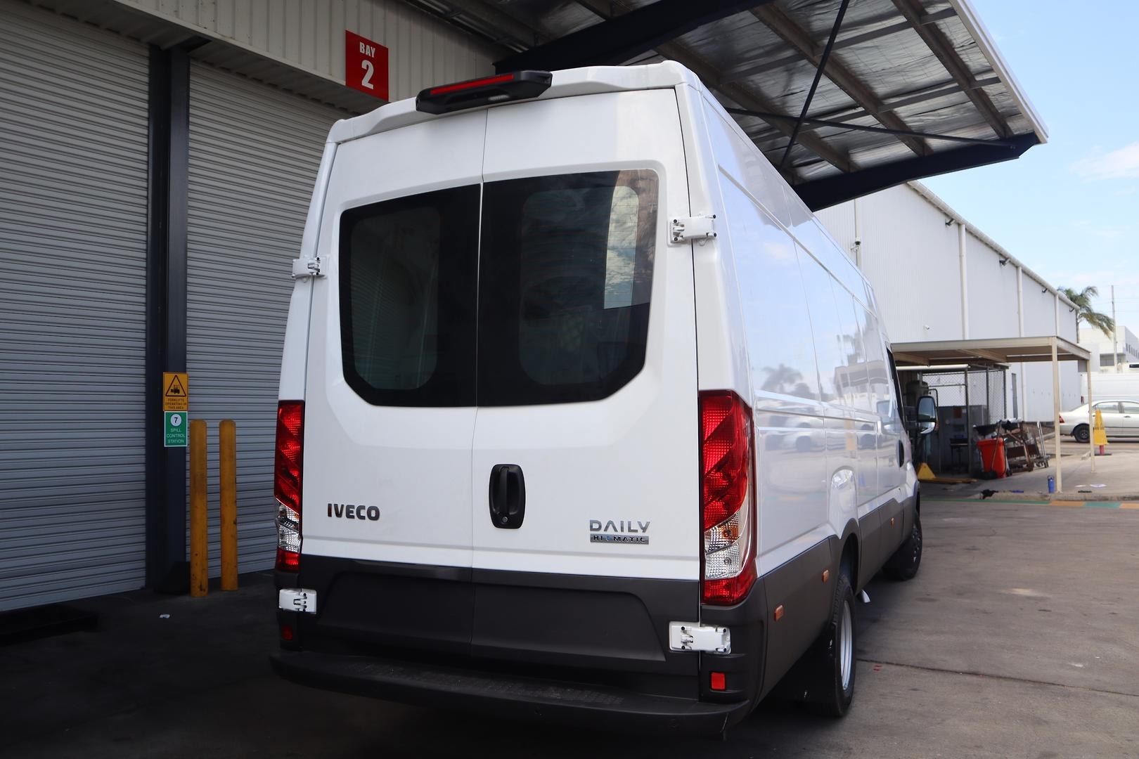2025 Iveco Daily 50C18V 16m3 image 9