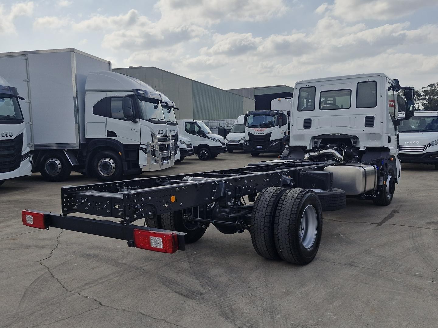 2026 Iveco Eurocargo ML140E28/P ML140 image 7