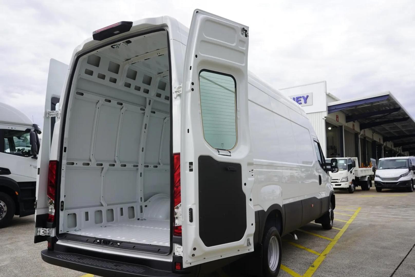 2024 Iveco Daily 50C18V Van 18m3 image 3